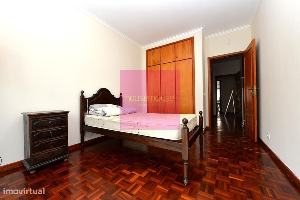 Apartamento T 2 Mais 1 Mobilado