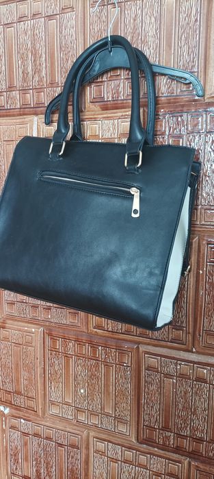 Czarna elegancka torebka