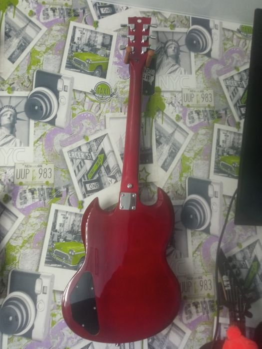 Обменяю Harley Benton DC (SG)