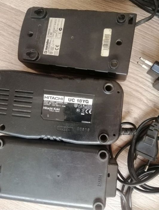 Зарядное  шуруповерта Metabo,Hitachi,Charger