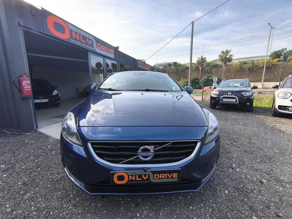 Volvo V40 1.6D2 115CV GPS Pele Vidros Escuros