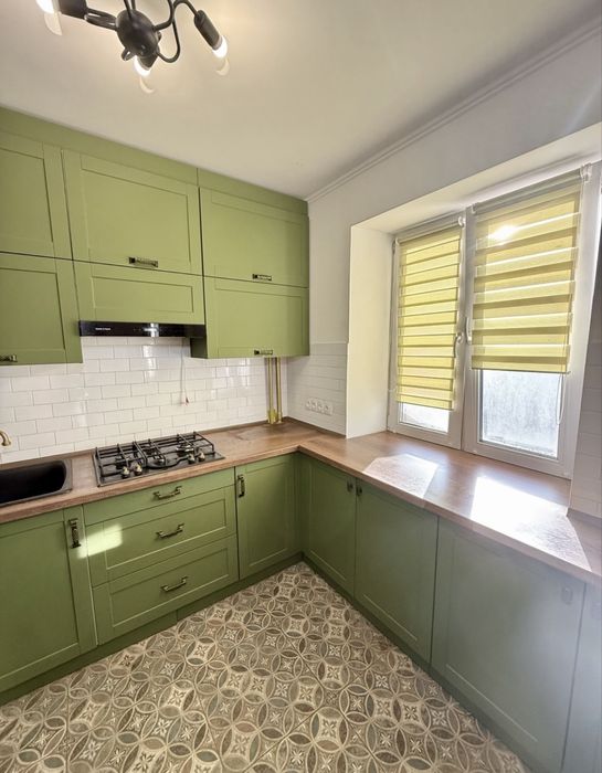 Продаж гарної 3 кімнатної квартири в центрі,  з новим ремонтом.