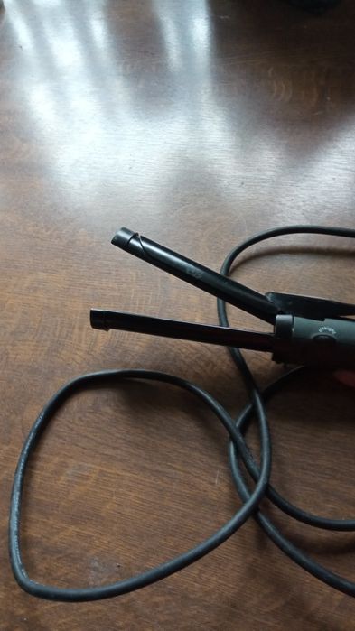 Prostownica, lokówka.