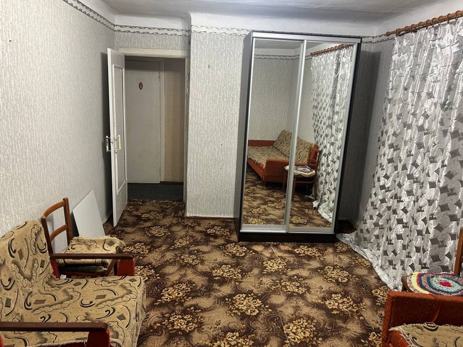 Сдам в оренду  однокомімнатну  квартиру.