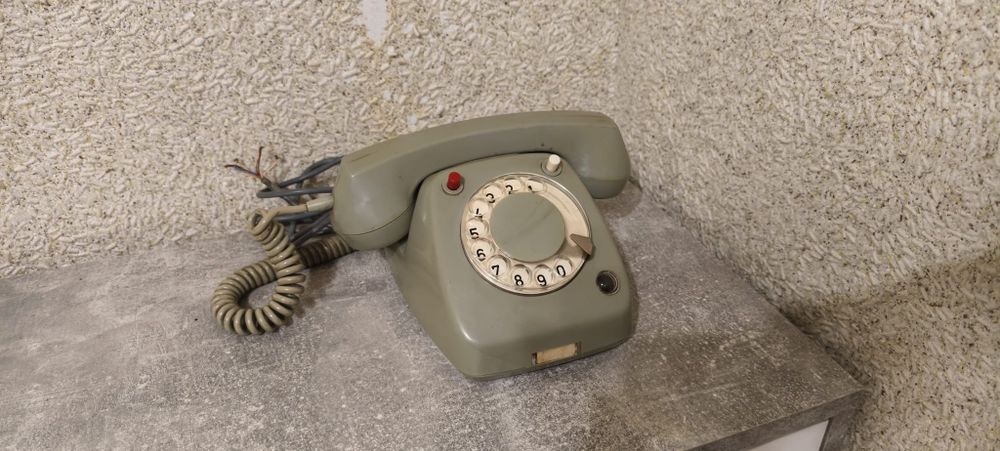 Zestaw telefonów  PRL