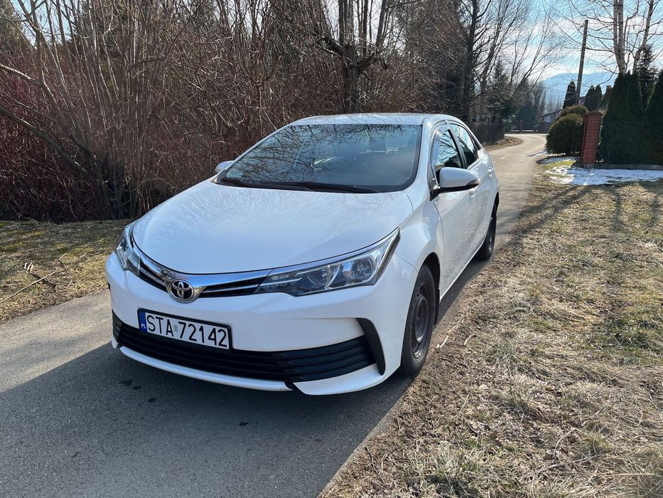 Toyota Corolla Toyota Corolla 2017 LPG biały sedan