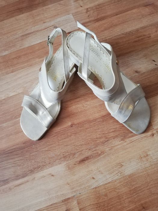 Śliczne Sandały na obcasie eleganckie jak nowe r. 38 piękne na wesele