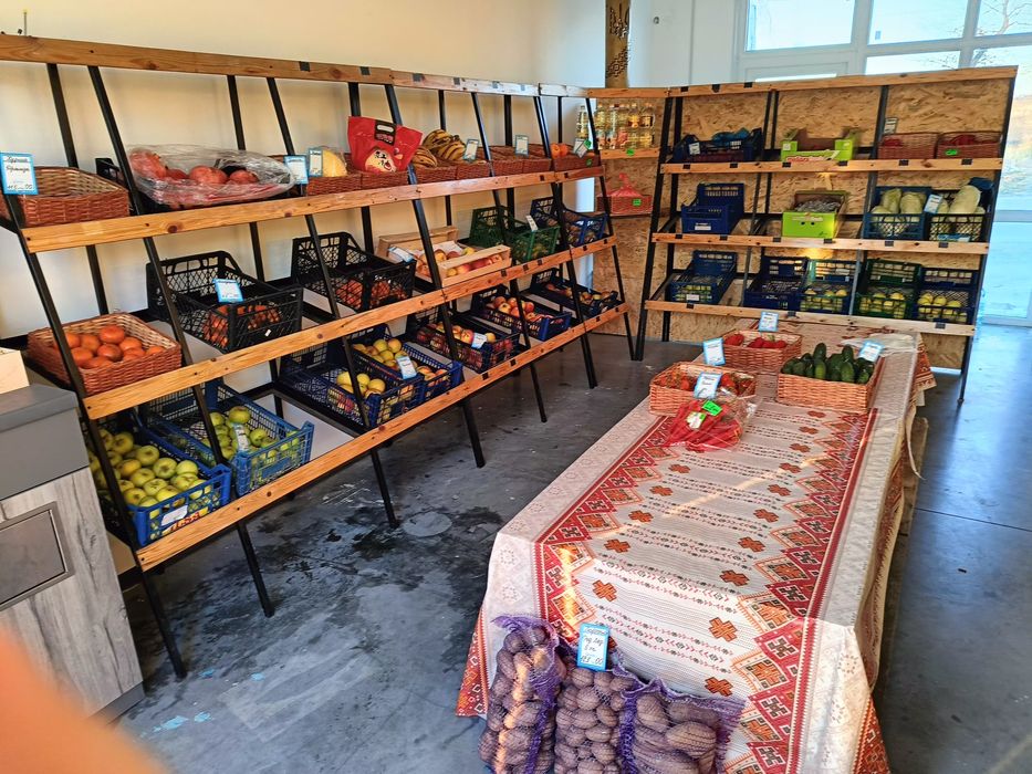 Продам Торговые Стеллажи для овощей