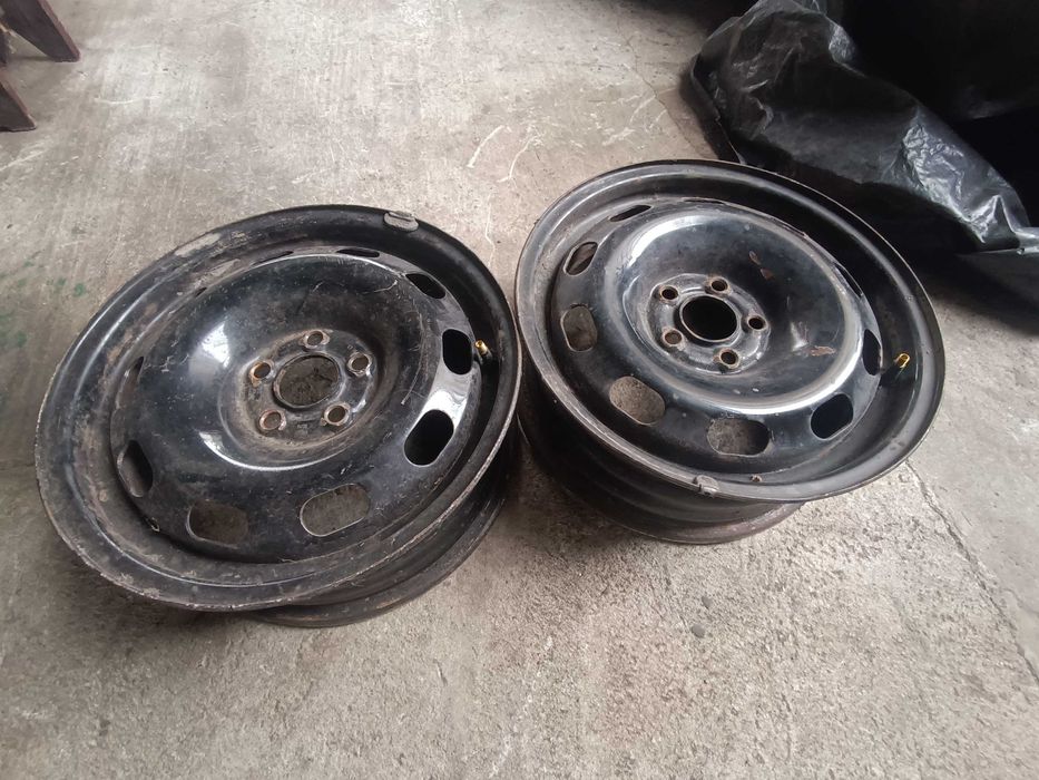 Диски Стальные 5 на 100 R15 Toyota ET38 Тойота  Toyota Avensis