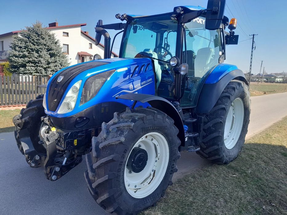 New Holland t5.120  new Holland T5.120 dynamic commando