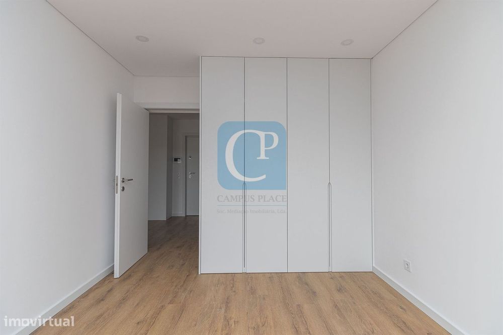 Apartamento T1 novo com varanda - Empreendimento Agra Campus