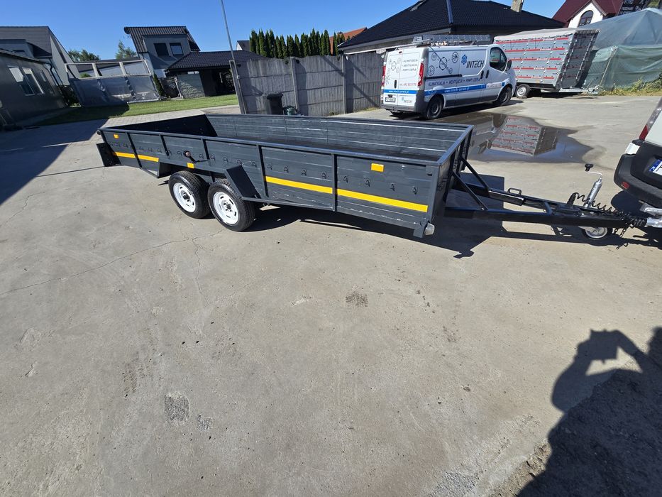 Przyczepa ciężarowa SAM długość skrzyni 400 cm szerokość 188 cm co rok produkcji w 1995 DMC 2000