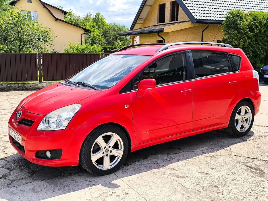 Toyota Corolla Verso Toyota Corolla Verso 2.2 D4D 2008r VAN-ciężarowy