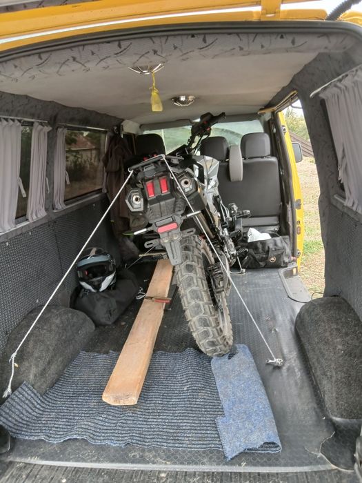 Грузові  та Пасажирскі перевезення Кобеляки ,Полтавська область вся Ук