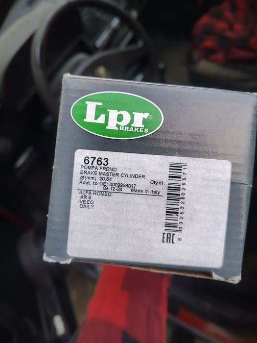 Alfa rome 33 Опозітний двигун.