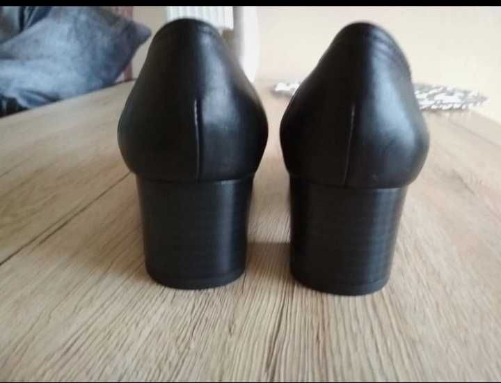 Półbuty czółenka skóra naturalna 35/36 Nowe