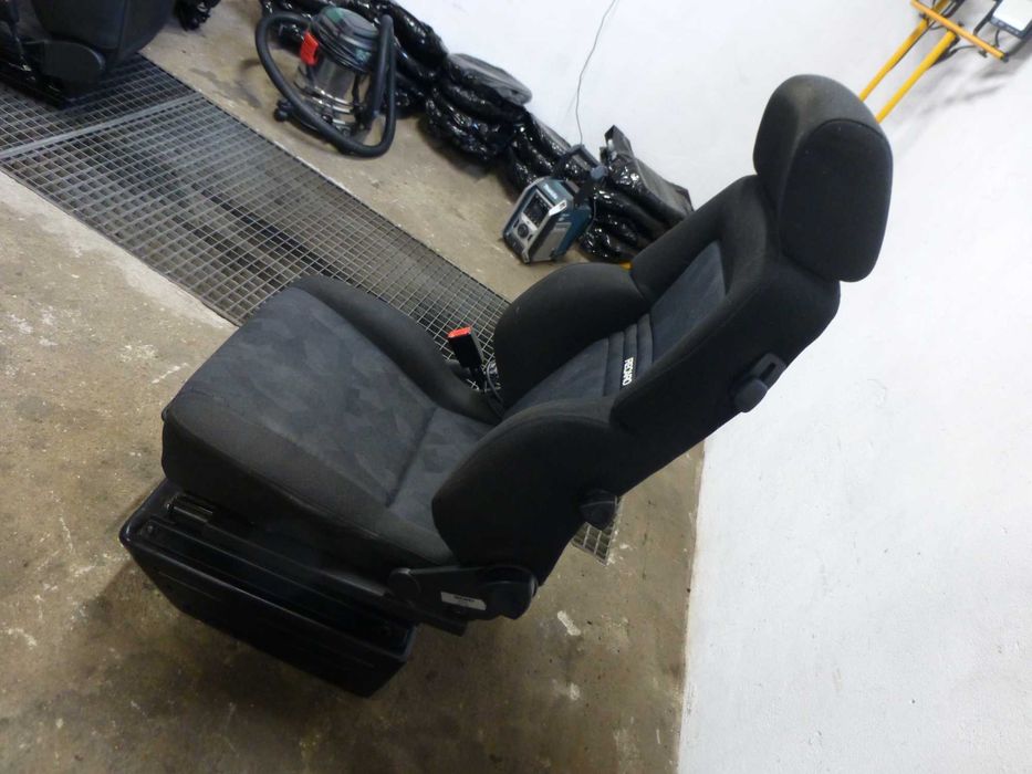 fotel lewy przód RECARO kubełek pompowany ortopedyczny KBA 91284