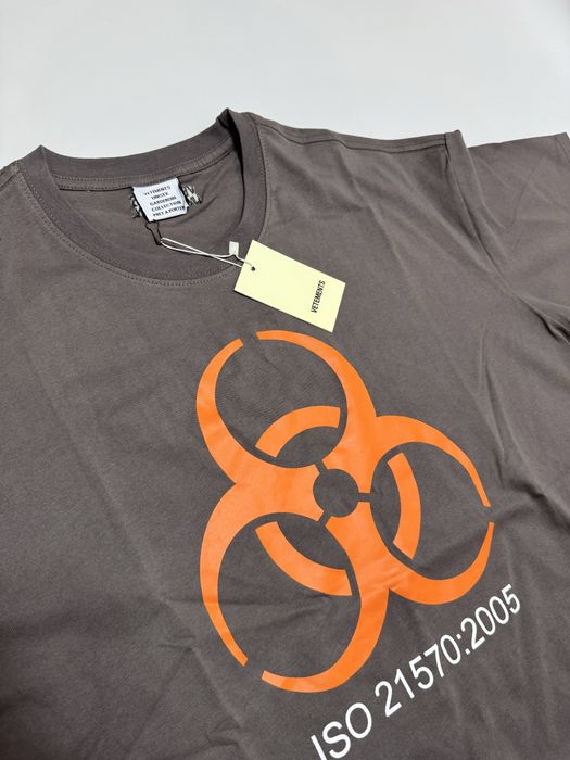 Футболка Vetements Genetically Modified L: 900 грн. - Футболки