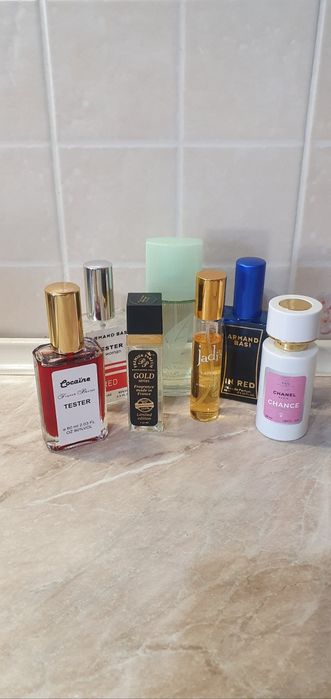 Продам лот парфумів