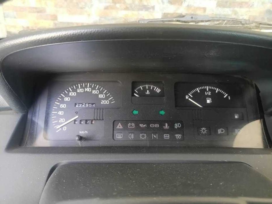 Renault Clio 1.9d 5 lugares