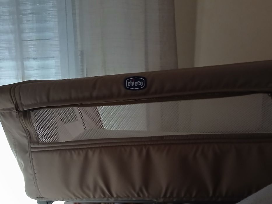 Berço next to me chicco