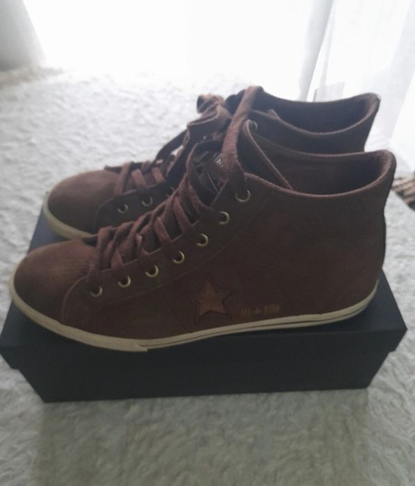 Sapatilha bota all star converse como novas