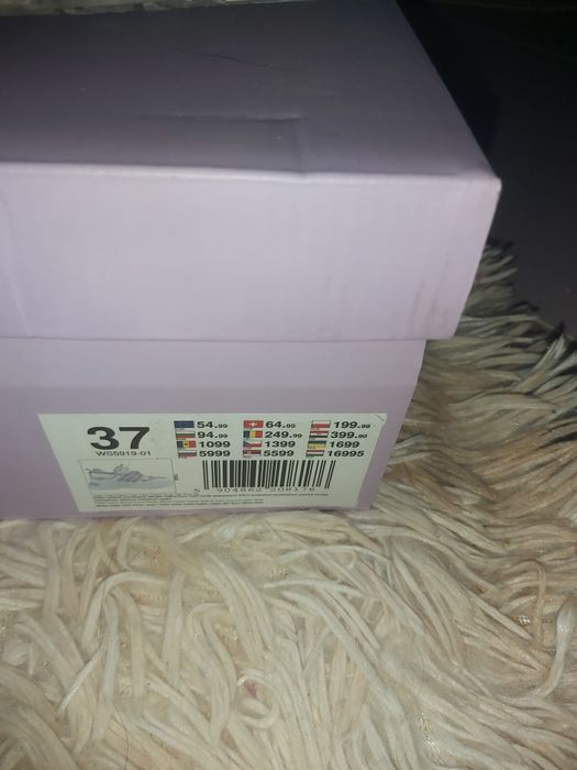 Buty oryginalne roxi węgiel. R.37.  Adidasy