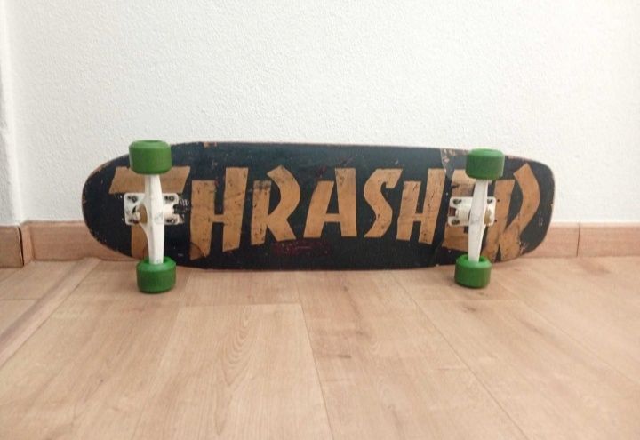 Longboard skate Thrasher Earthwing Hell Camino
