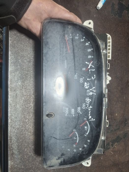 Licznik Suzuki grand Vitara I XL7 przed lift