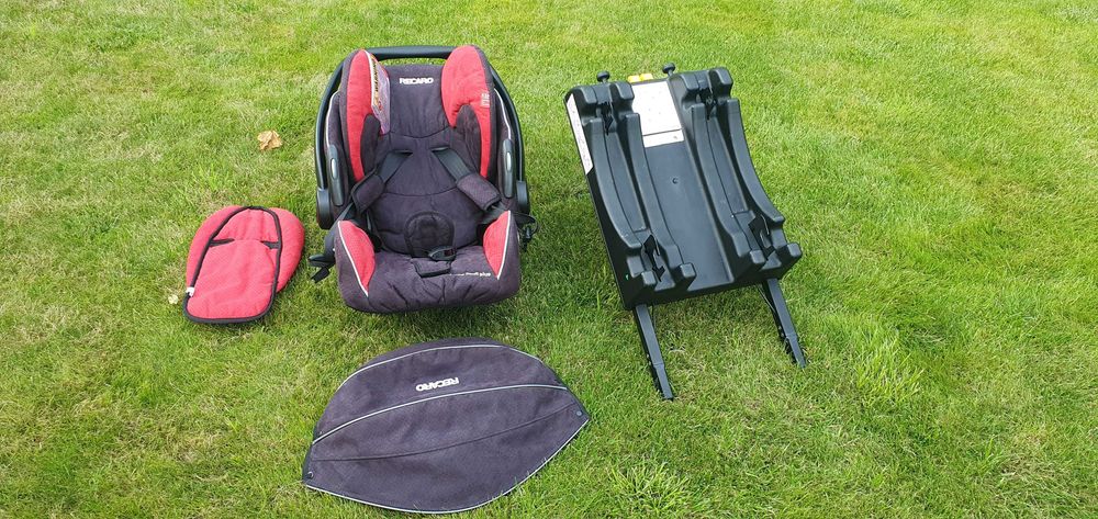 Fotelik nosidło Recaro Young Profi + baza isofix