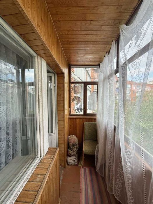 Продам 1к квартиру на Садах-2, 37кв.м. 2/5 пов, цегла
