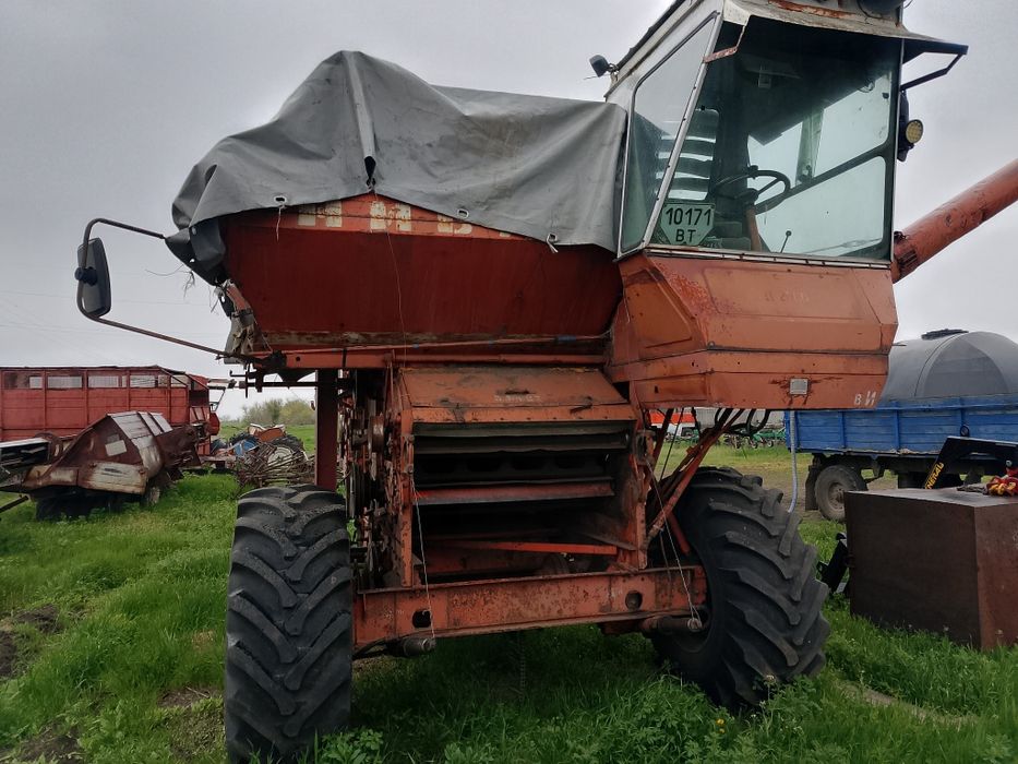 Продам комбайн нива ск5
