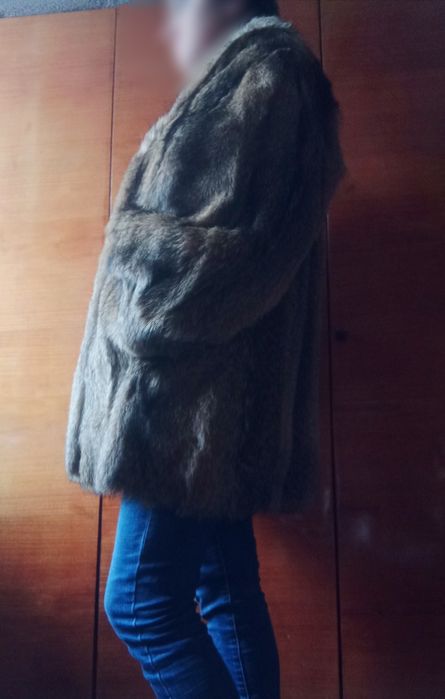 Натуральна шуба, вовк, стан ідеальний