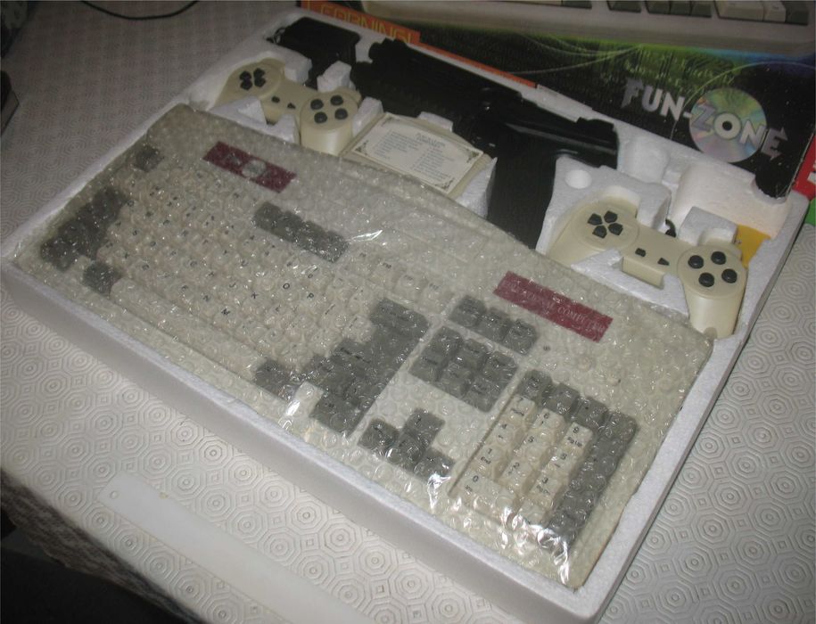 Consola Vintage - New Educational Computer