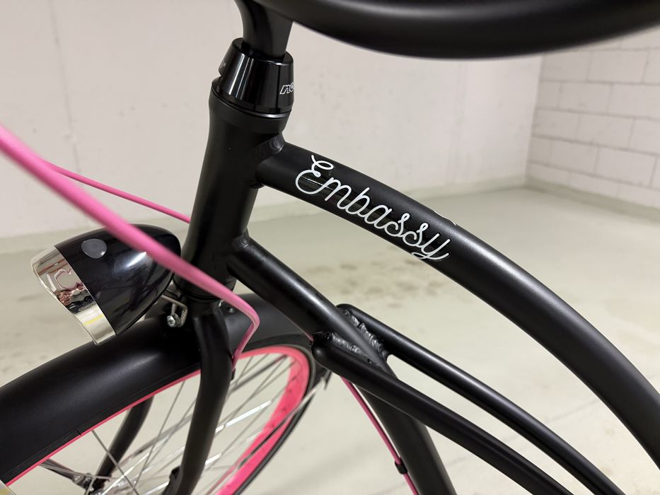 Rower moejski Embassy Bikes
