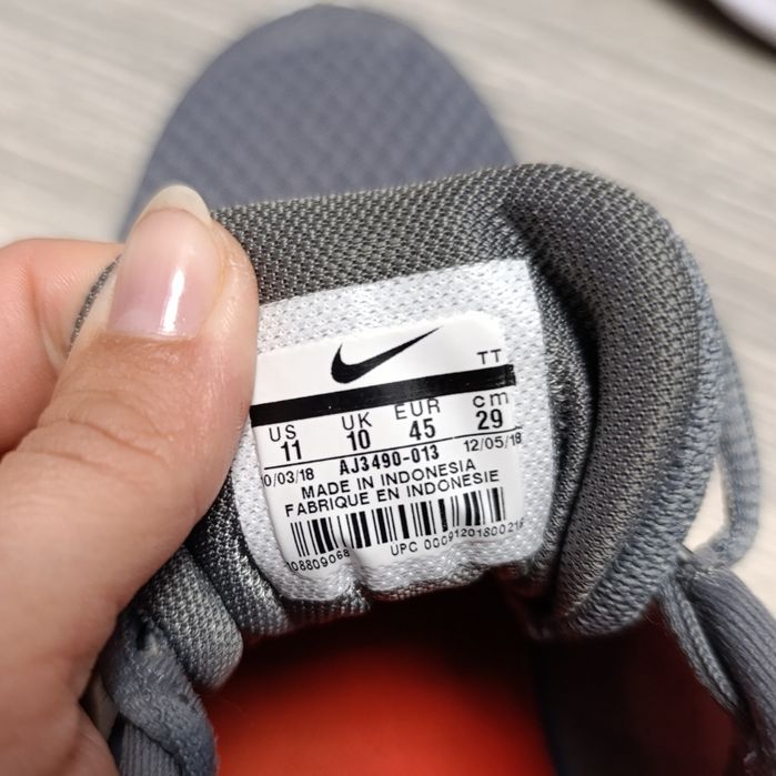 Кросівки Nike Revolution 4 Gray
Розмір 44 (29см по устільці)