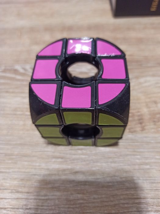 Кубік рубік. Без центру.