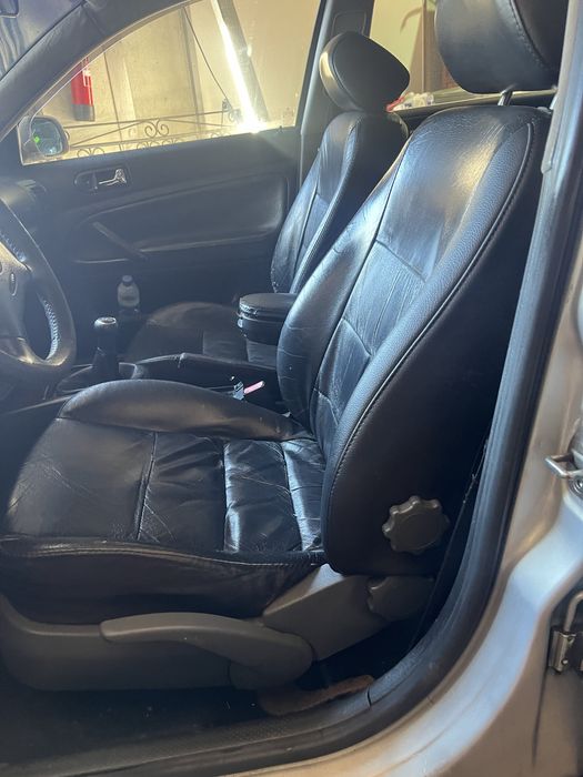 VW passat B 5 TDI 110 CV Ano 1999