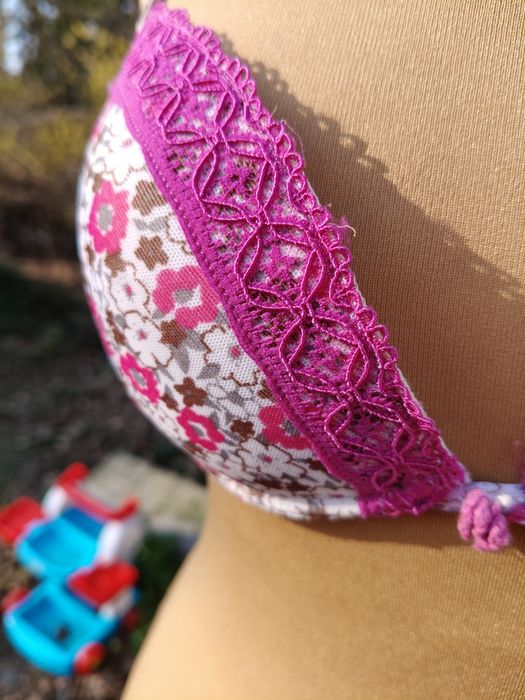 Biustonosz damski rozmiar 75B firma Intimissimi