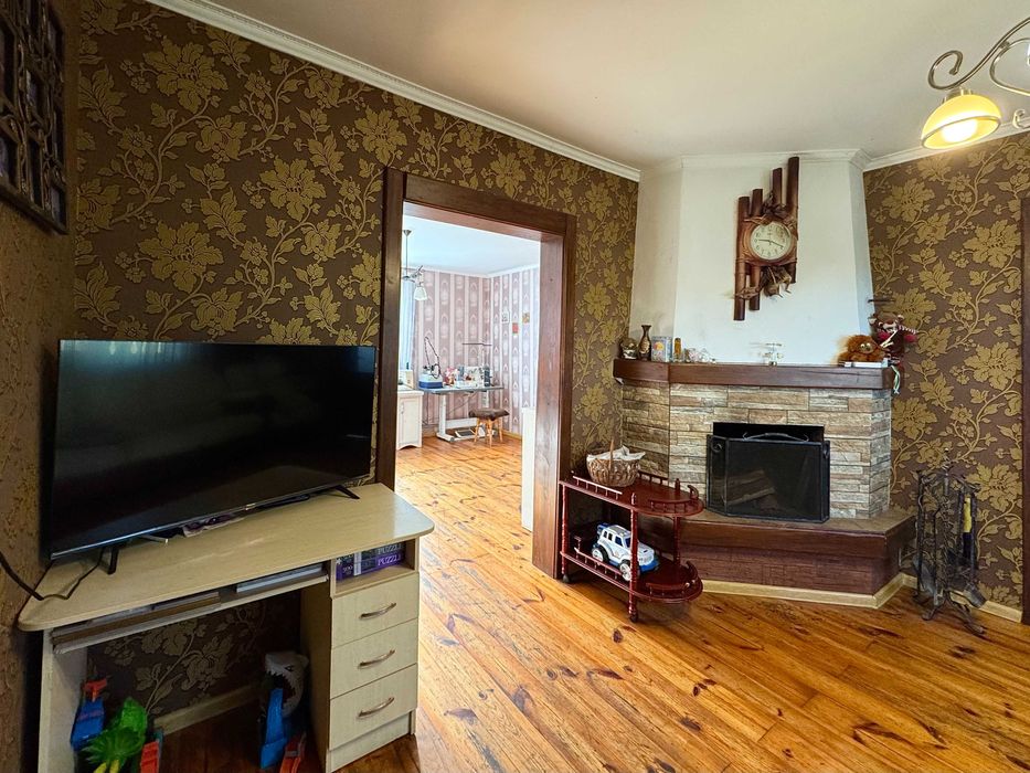 Продам добротний будинок з ділянкою! Сарнеський район!!