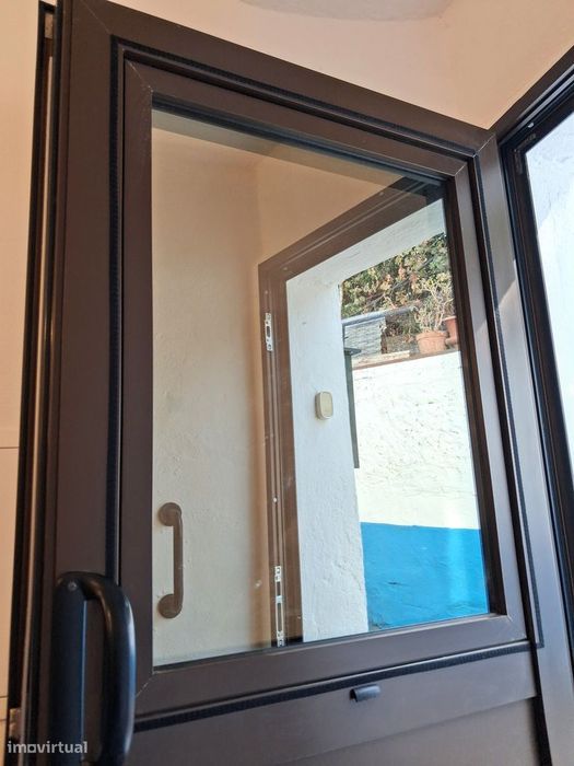 Elegant Turn-Key 2-Bed w/ Stunning Roof Terrace in Estremoz, Alentejo