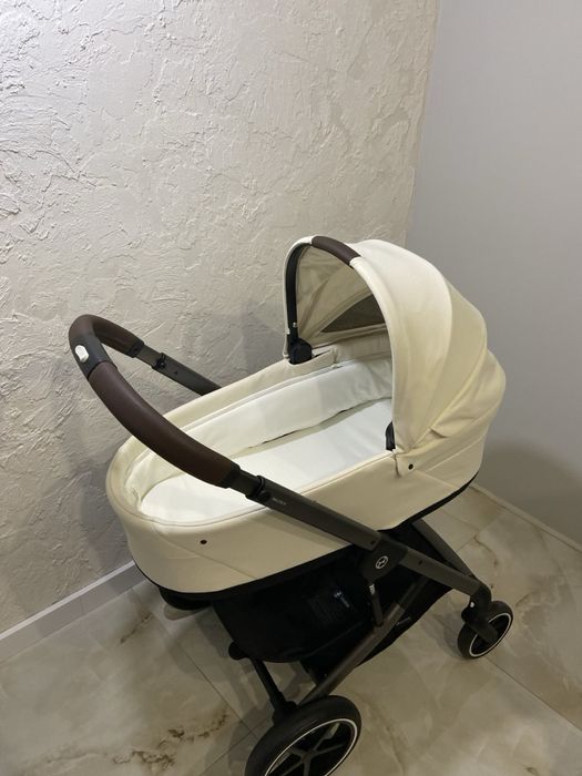 Коляска Cybex Balios S Lux 2025
