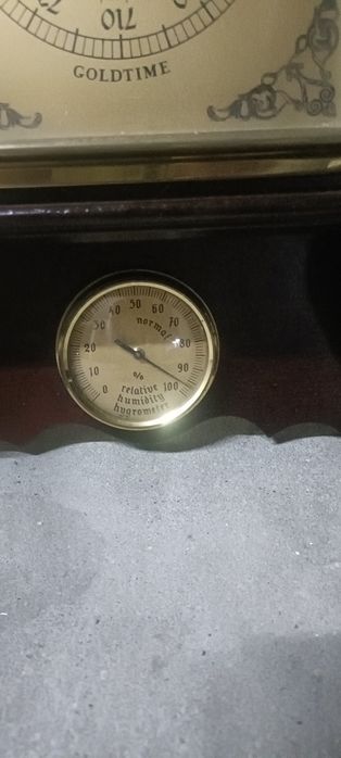 Relógio antigo vintage