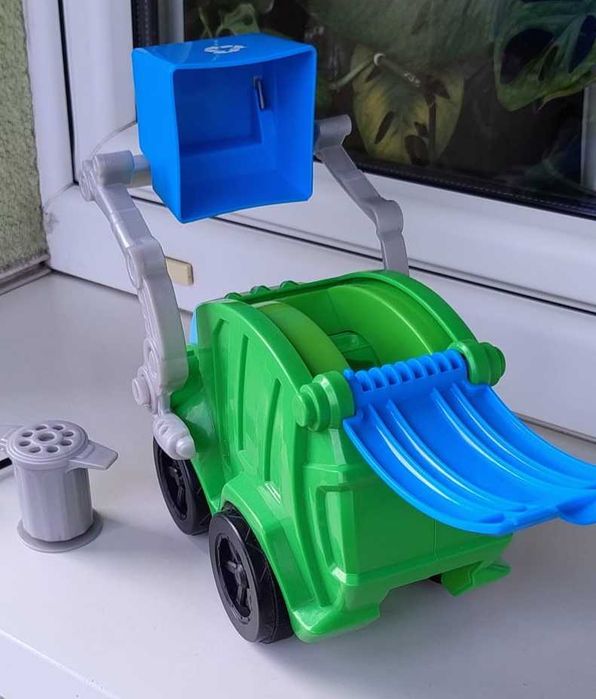 Play Doh Hasbro Śmieciarka Rowdy Ciastolina