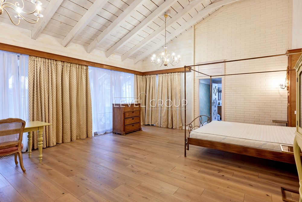Маєток в сосновому лісі, SPA комплекс з басейном, автономність100%!