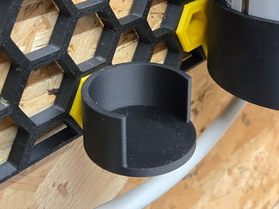 Suporte Paramétrico Redondo para Honeycomb Storage Wall (HSW)