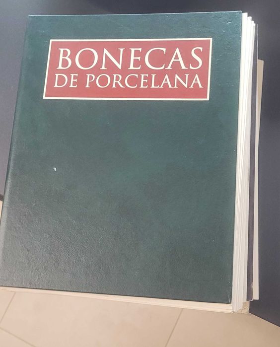 Coleção Bonecas de Porcelana com Livros explicativos NOVO PREÇO