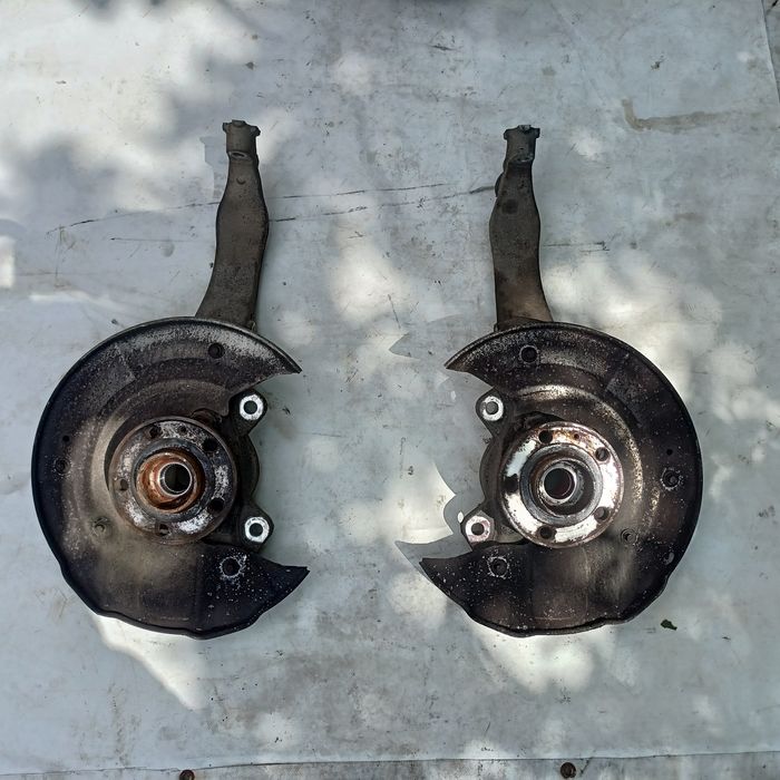 Zwrotnica Volvo V90 s90 2016-> 31476,612  31476,611