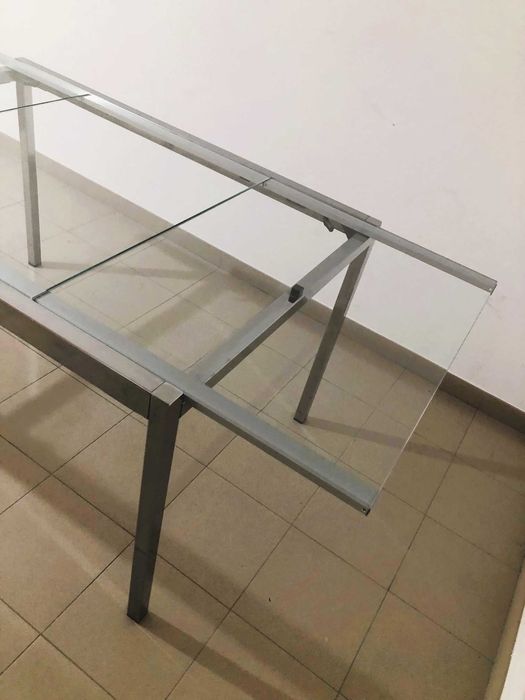 Mesa de vidro extensivel