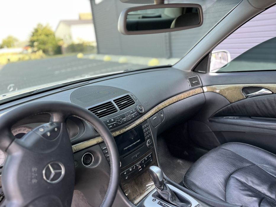 Mercedes-Benz E350 4MATIC (W211), 3.5 бензин